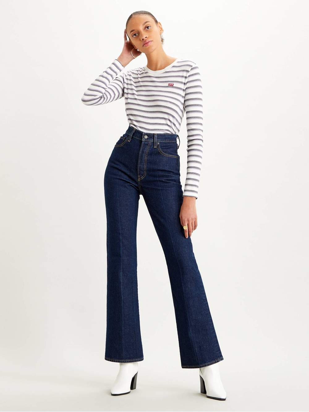 NWT Levi’s Ribcage Super High Rise Bootcut in Size 24x33
